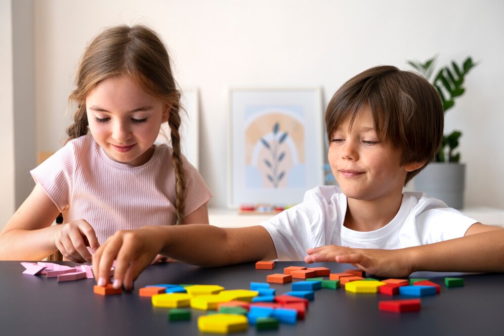 Play or Game Over: parte il laboratorio che aiuta i bambini a relazionarsi attraverso il gioco